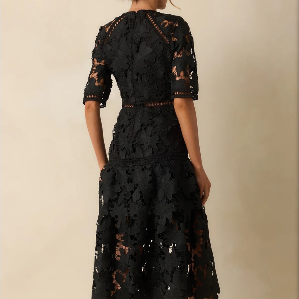 Red Dress Boutique Black Lace Midi Dress - Picture 3 of 3